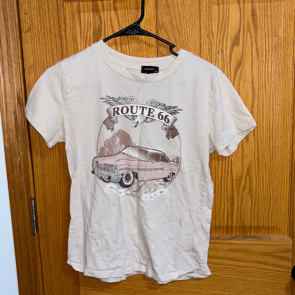 Graphic T shirt, Originality/thrifted, Tan/pink graphic